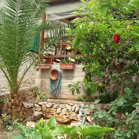 Kiro Milna (Hvar)