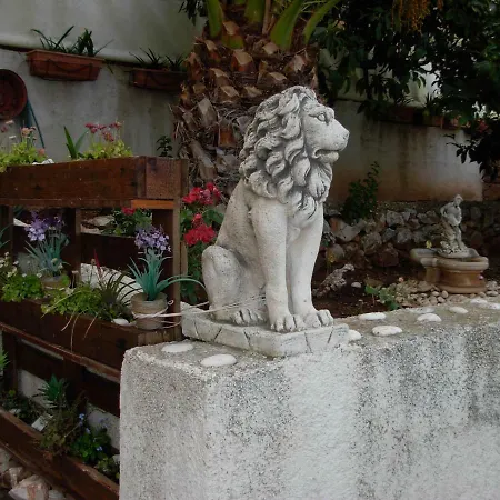 Kiro * Milna (Hvar)